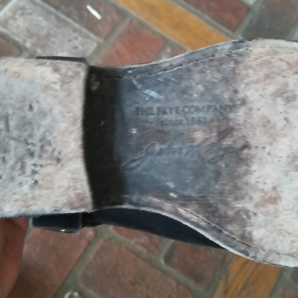 Boots - Picture 2 of 7